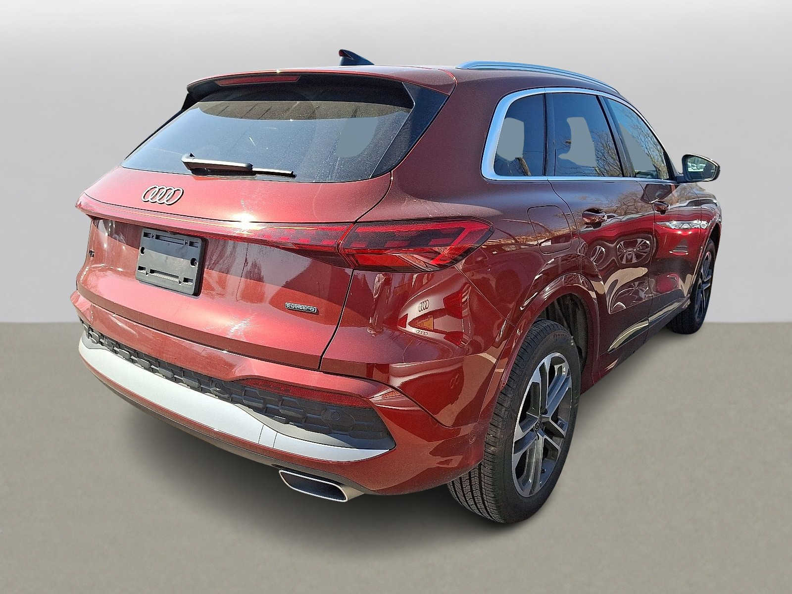 Thumbnail: 2025 Audi Q5 - 3
