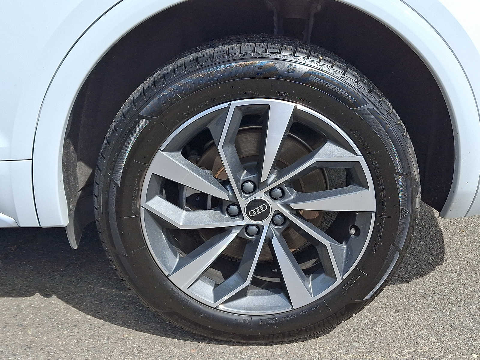 Thumbnail: 2023 Audi Q5 - 3
