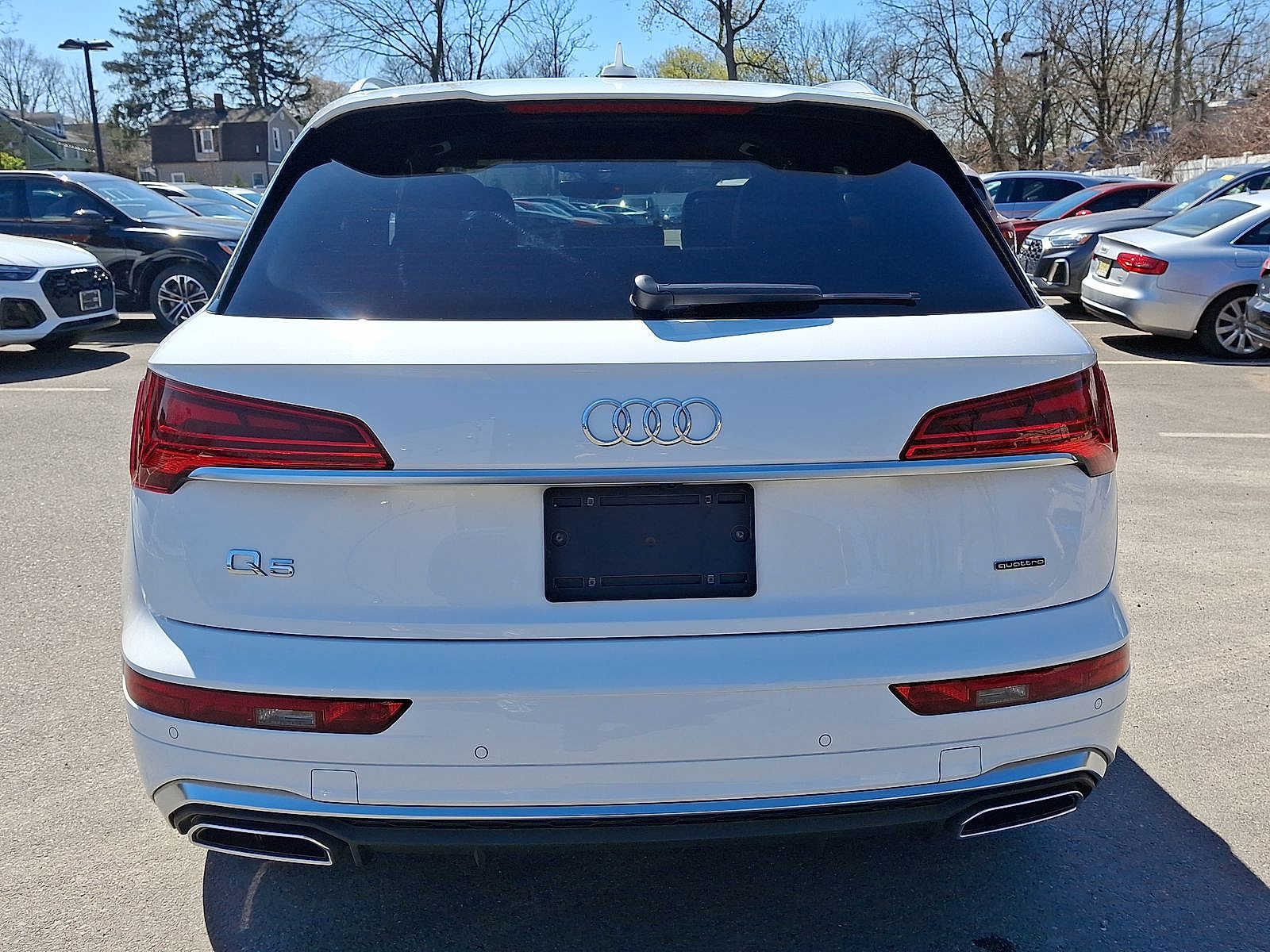 Thumbnail: 2023 Audi Q5 - 23