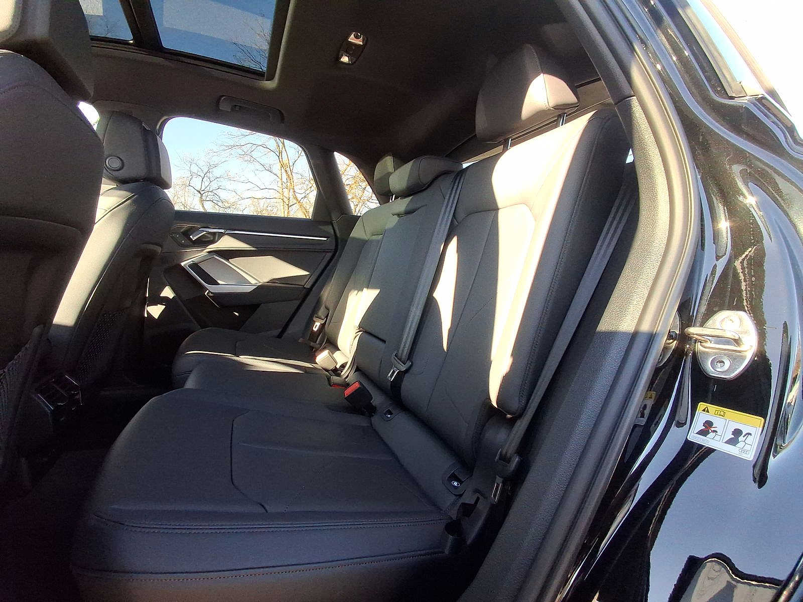 Thumbnail: 2025 Audi Q3 - 20