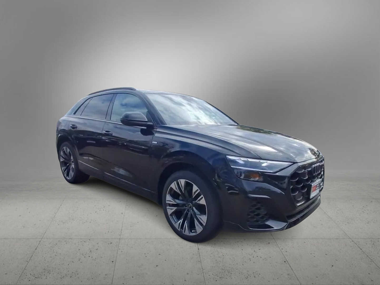 Thumbnail: 2026 Audi Q8 - 2