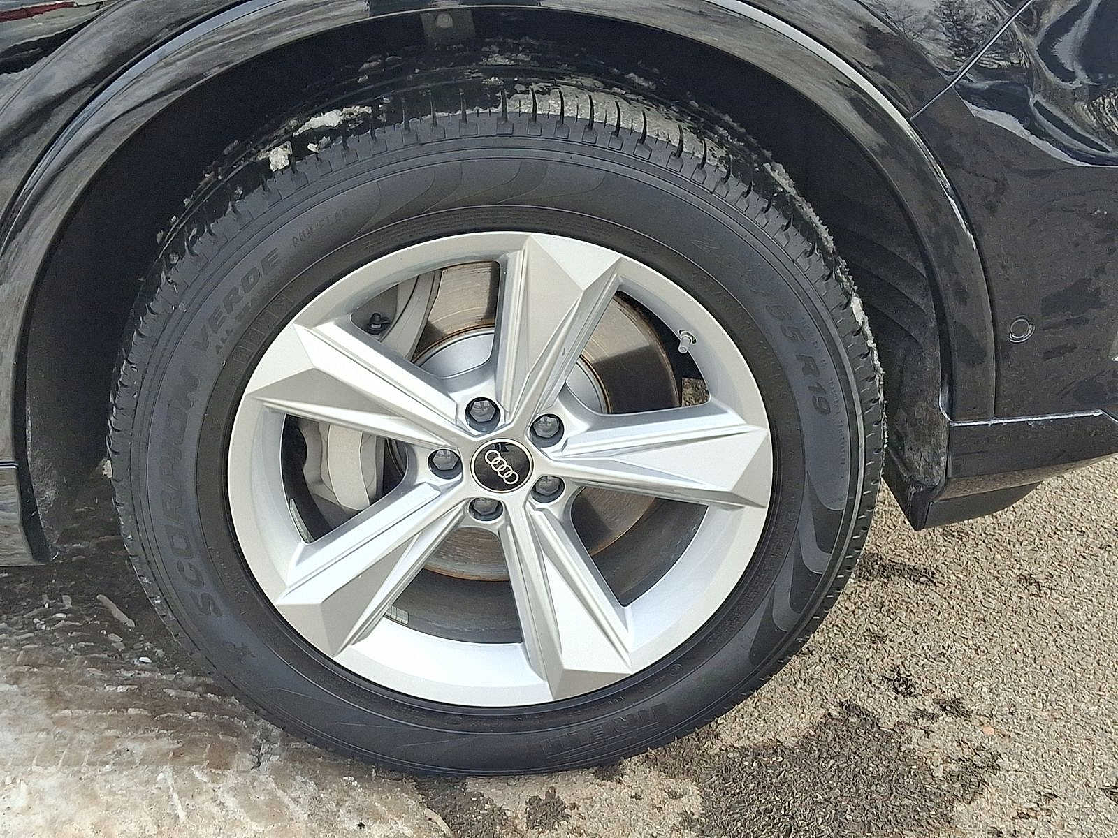 Thumbnail: 2023 Audi Q7 - 26