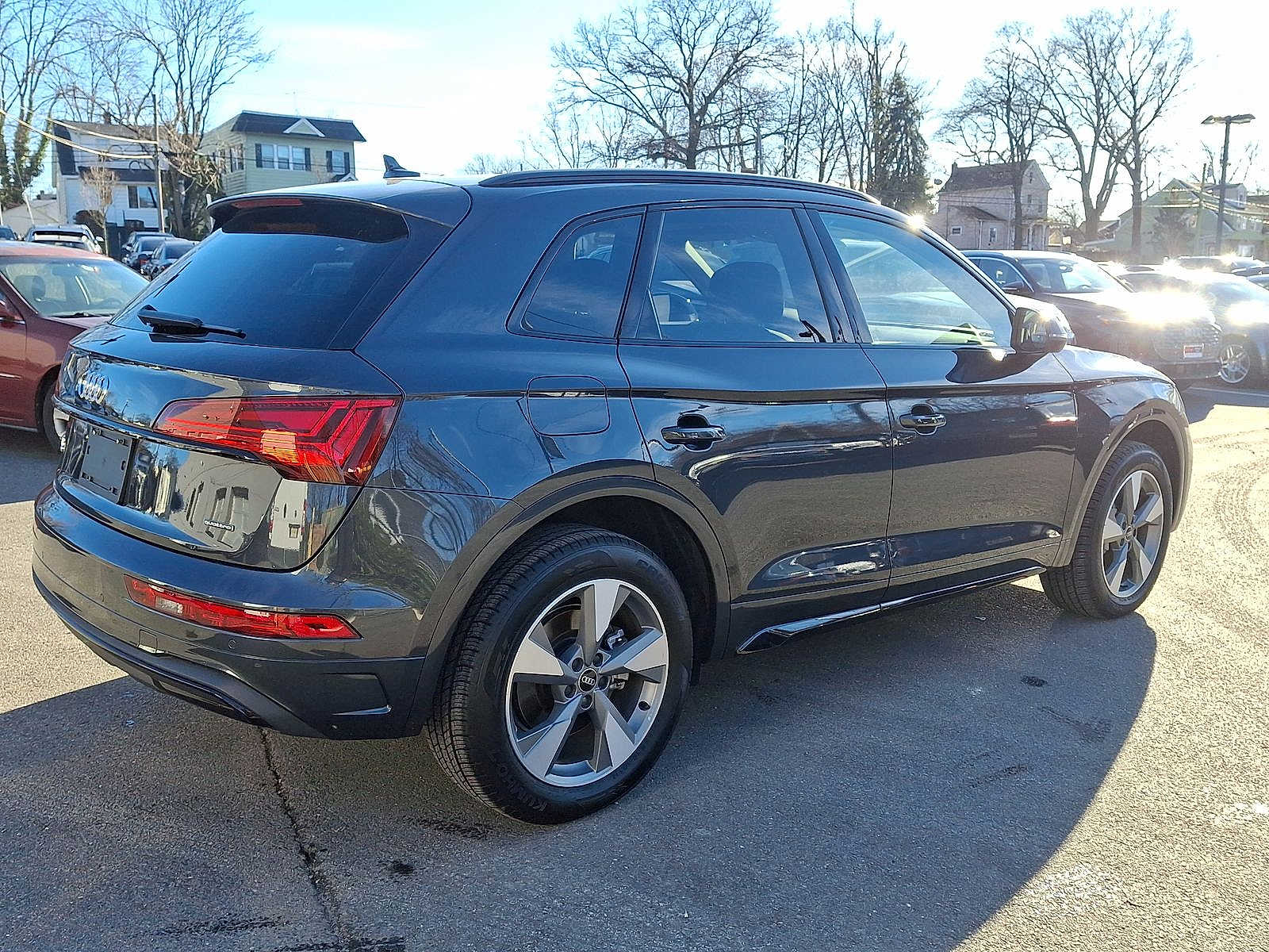 Thumbnail: 2025 Audi Q5 - 24