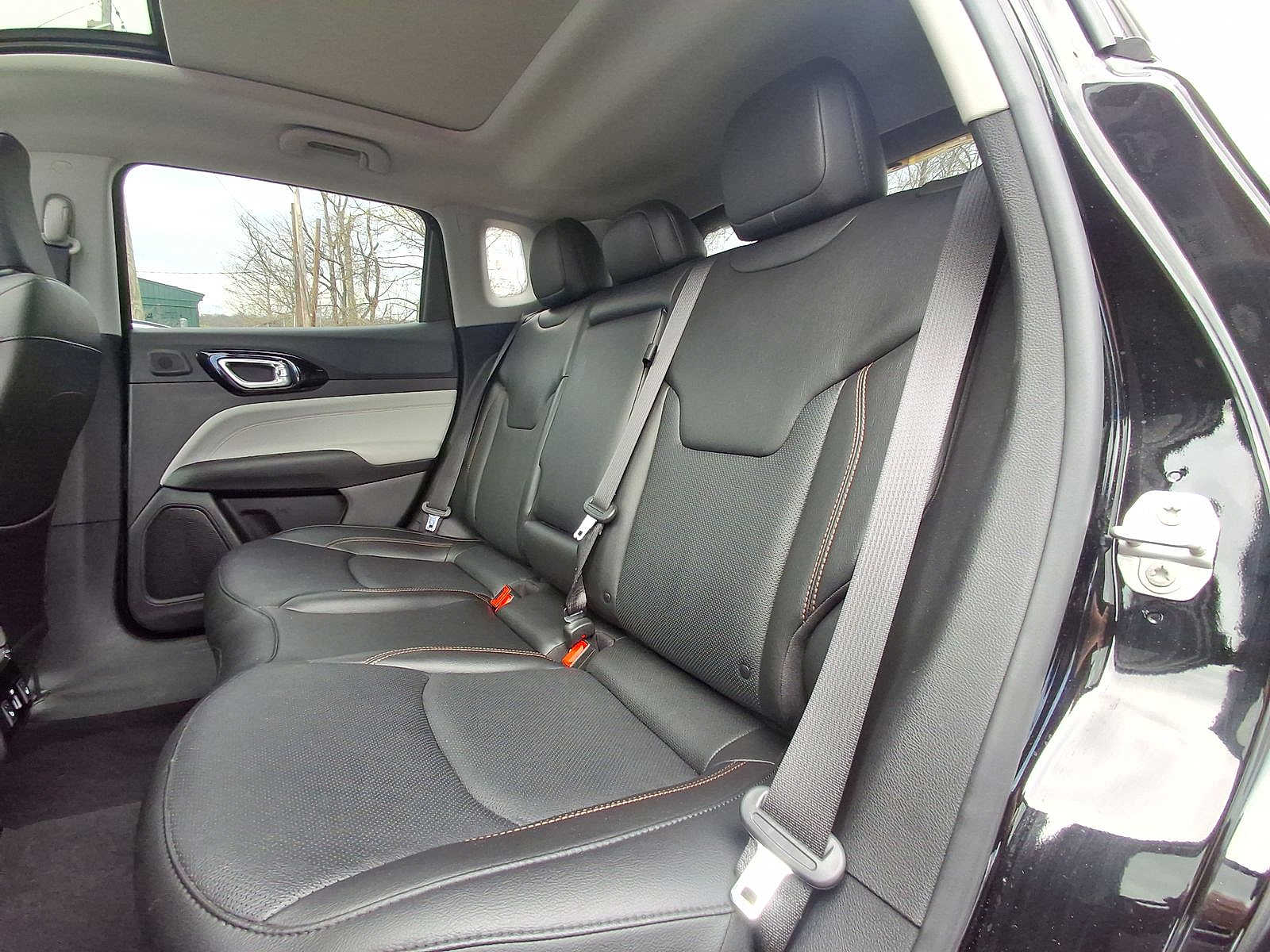 Thumbnail: 2022 Jeep Compass - 20