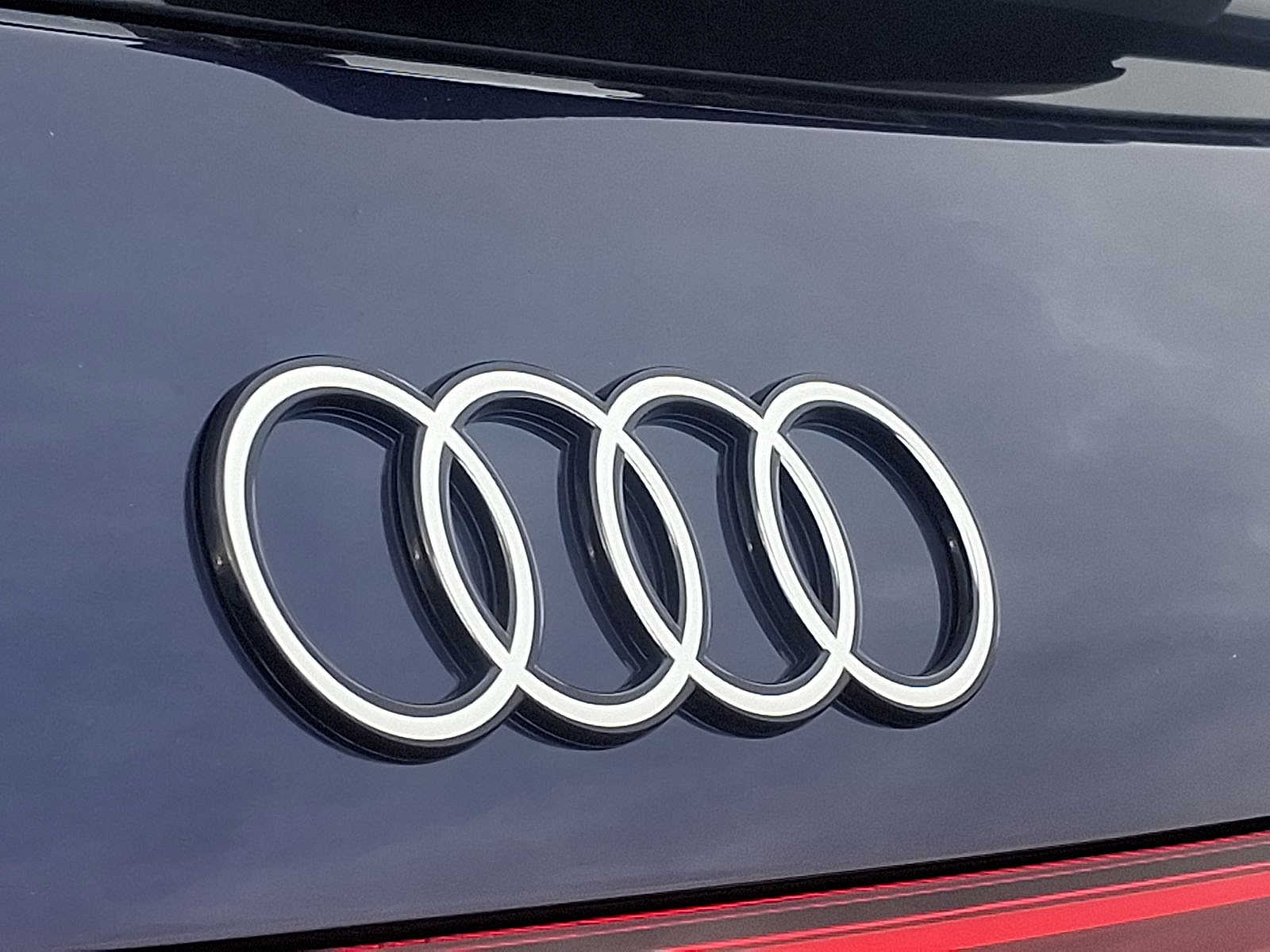 Thumbnail: 2025 Audi Q5 - 17