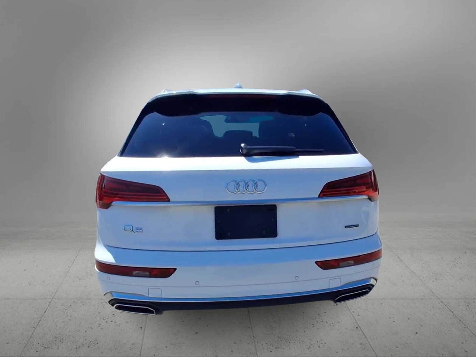 Thumbnail: 2023 Audi Q5 - 7