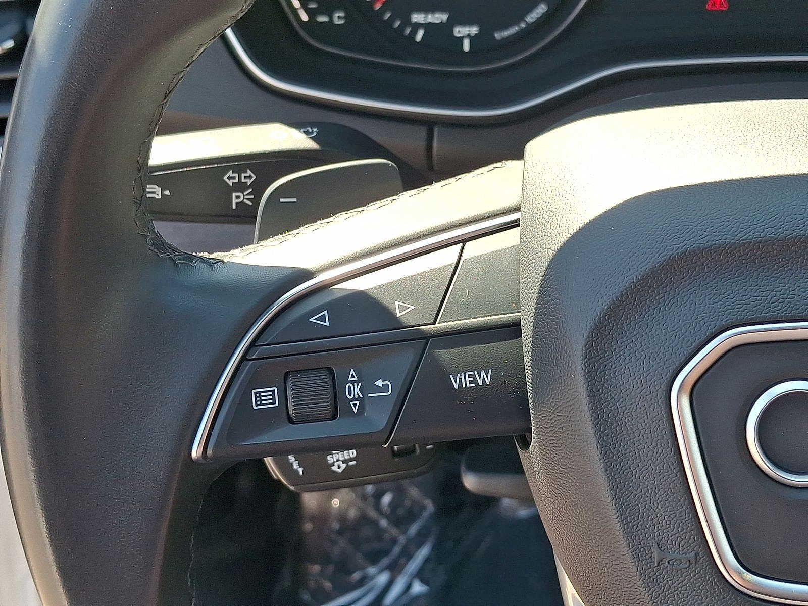 Thumbnail: 2023 Audi Q5 - 17