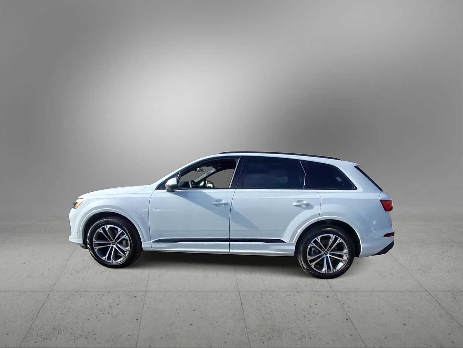 Thumbnail: 2025 Audi Q7 - 5
