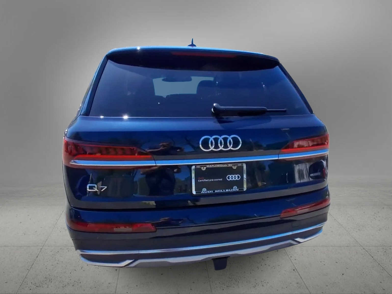 Thumbnail: 2023 Audi Q7 - 7