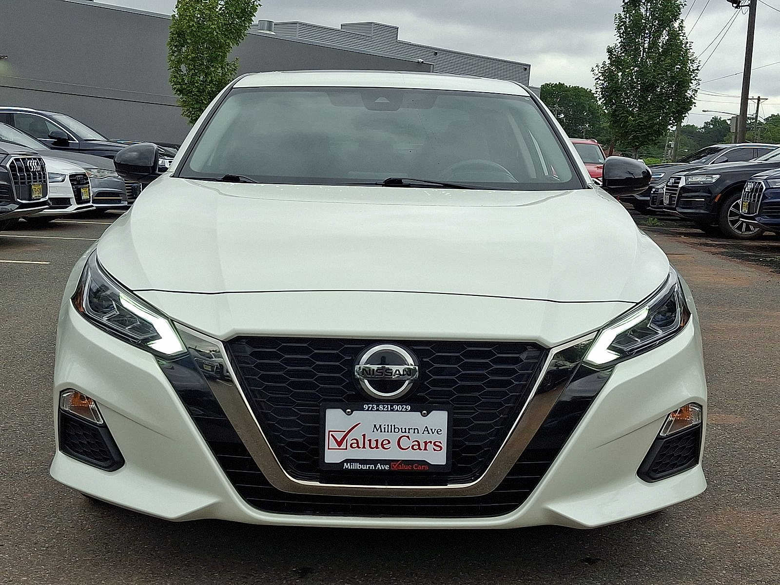 Thumbnail: 2020 Nissan Altima - 24