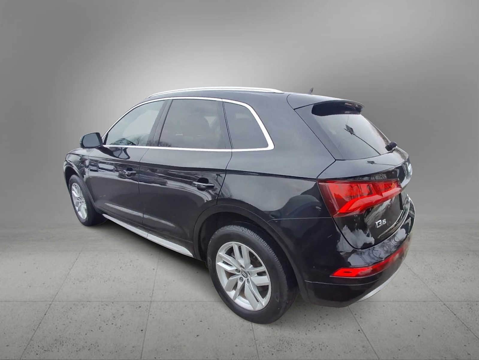 Thumbnail: 2020 Audi Q5 - 6
