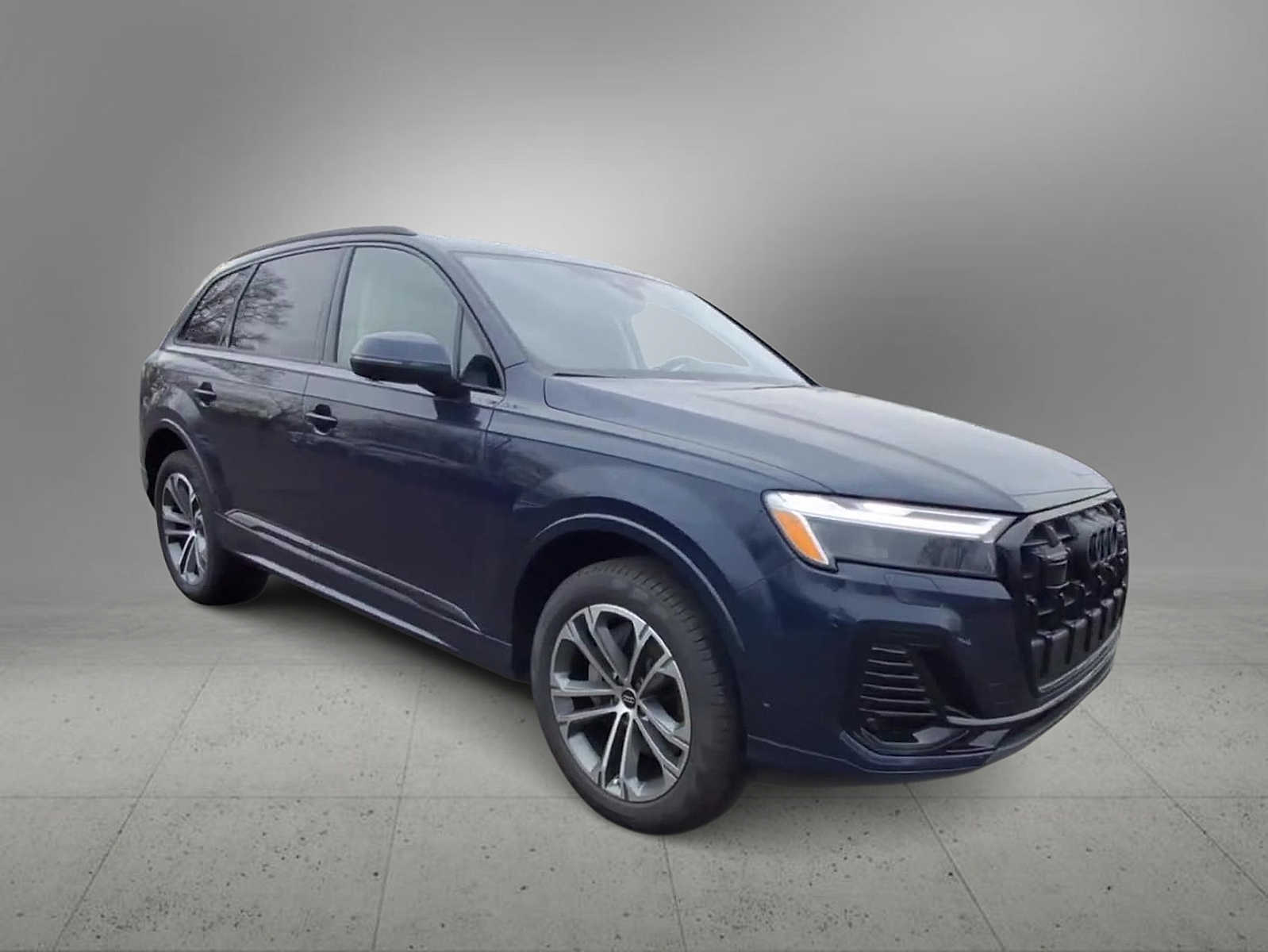 Thumbnail: 2026 Audi Q7 - 2