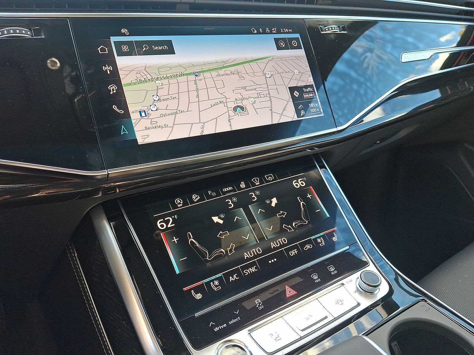 Thumbnail: 2026 Audi Q8 - 14