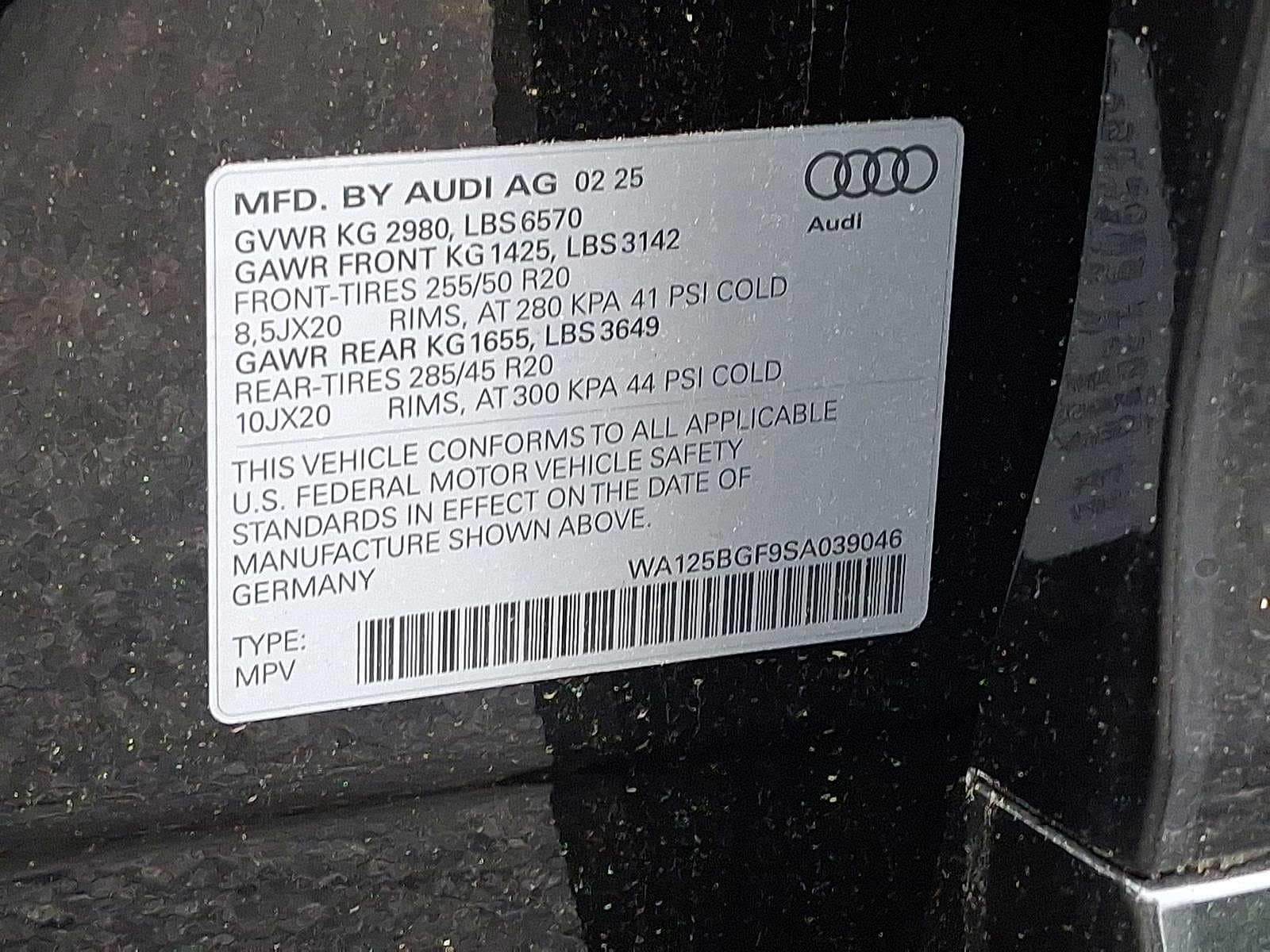 Thumbnail: 2025 Audi SQ6 e-tron - 17