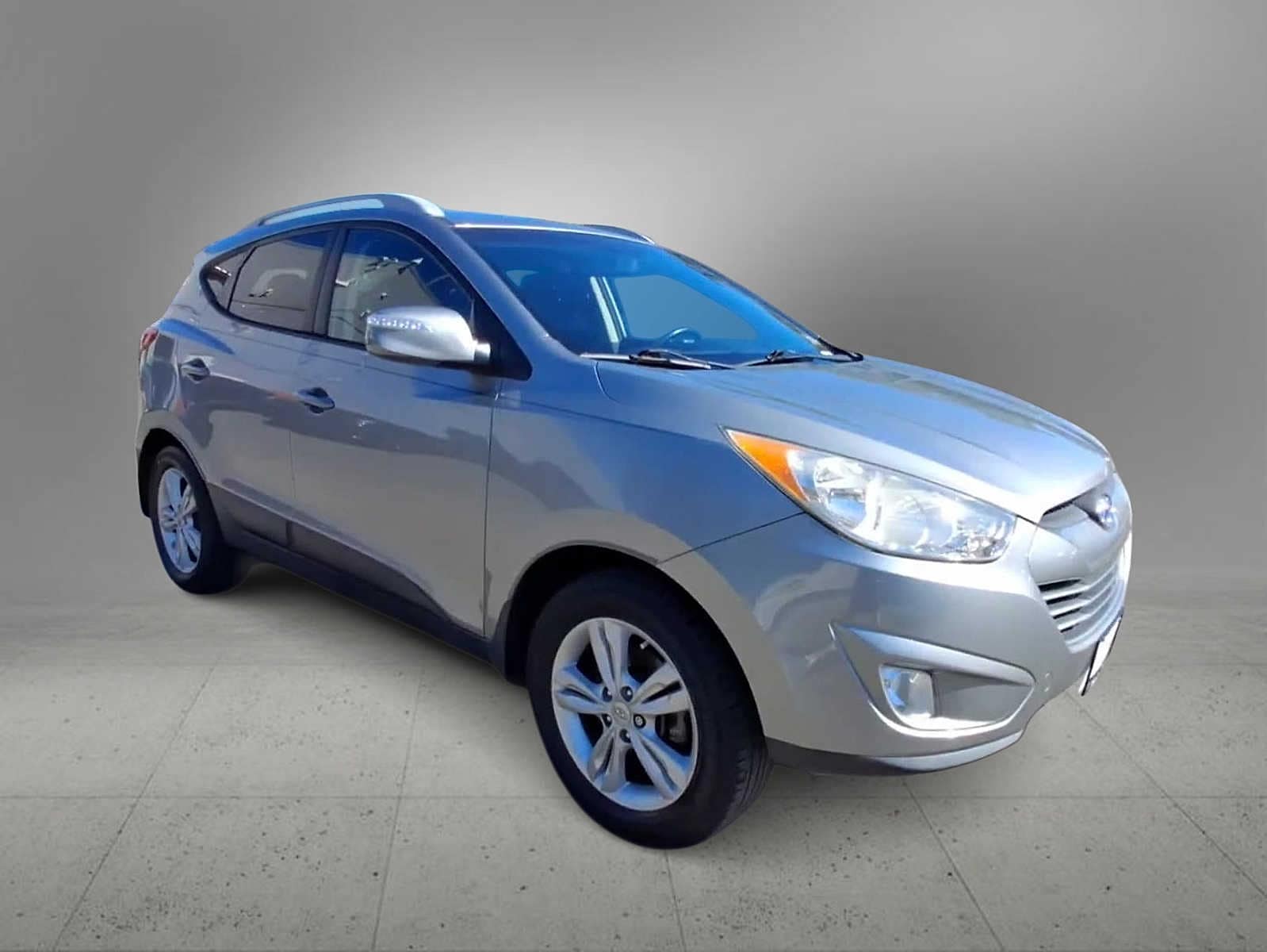 Thumbnail: 2013 Hyundai Tucson - 2