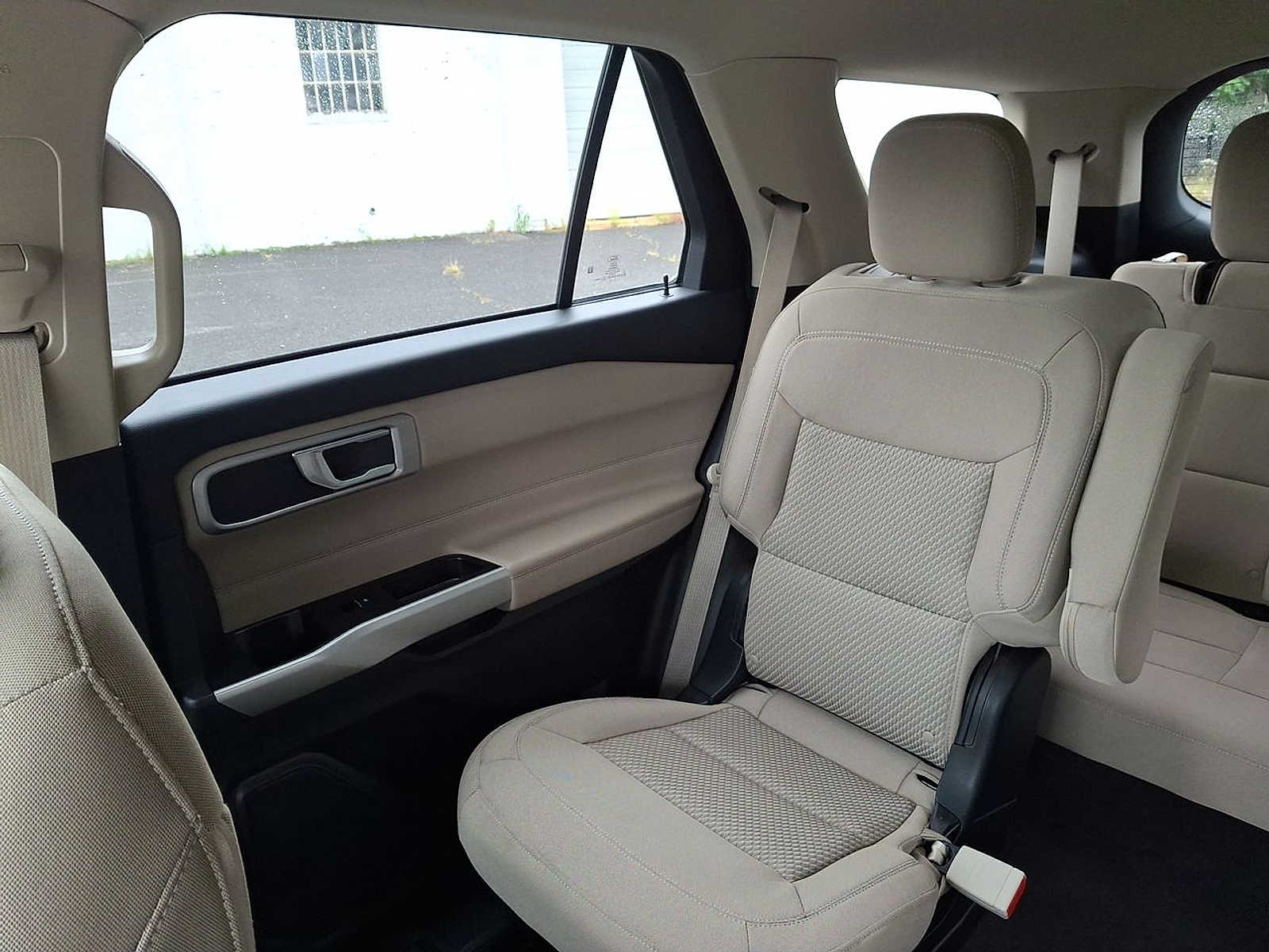 Thumbnail: 2022 Ford Explorer - 12