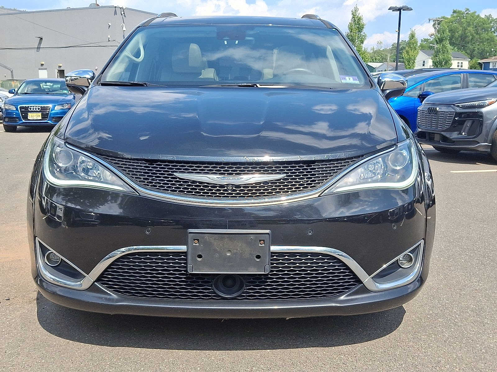 Thumbnail: 2017 Chrysler Pacifica - 29