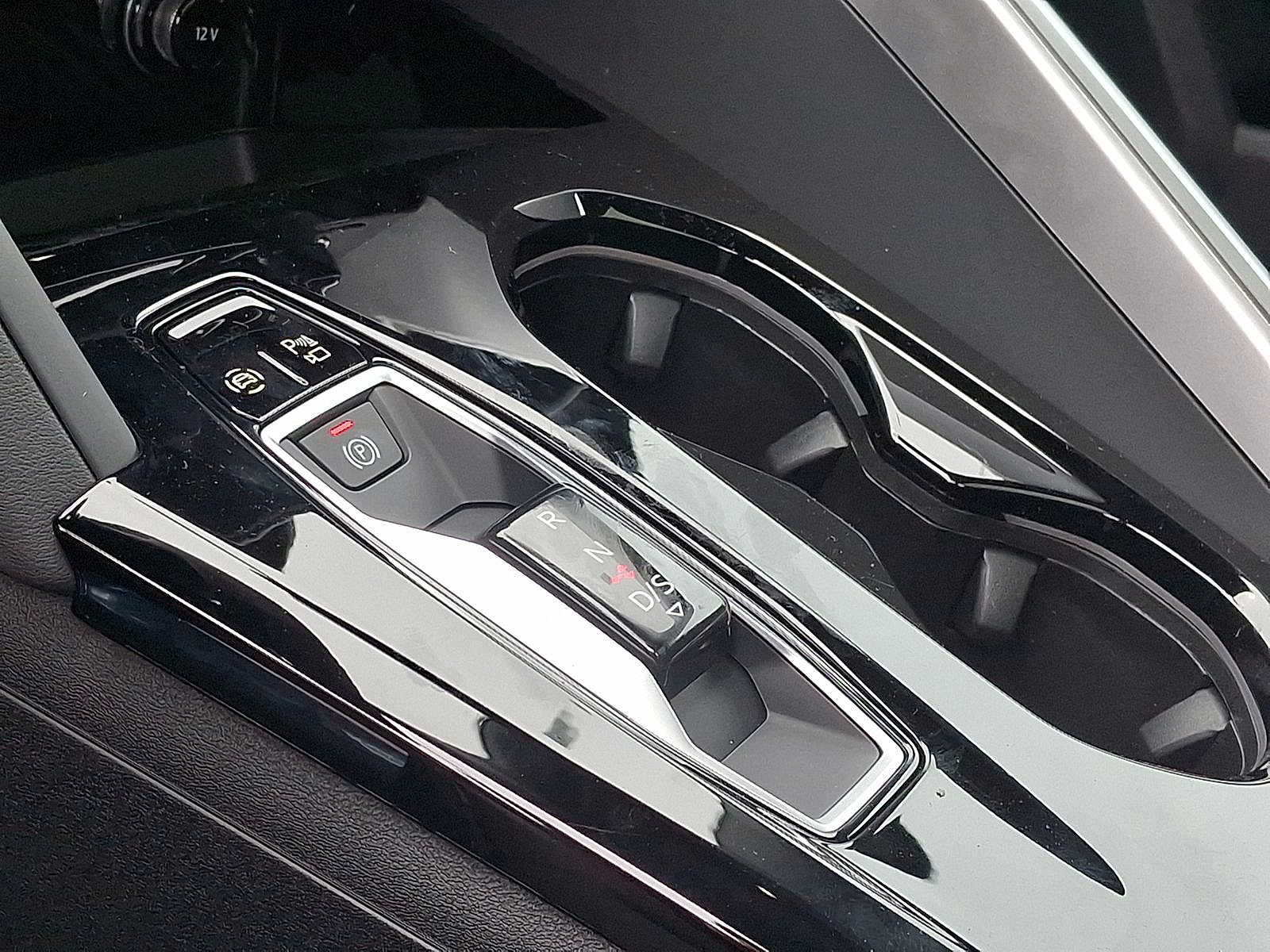 Thumbnail: 2026 Audi Q5 - 14