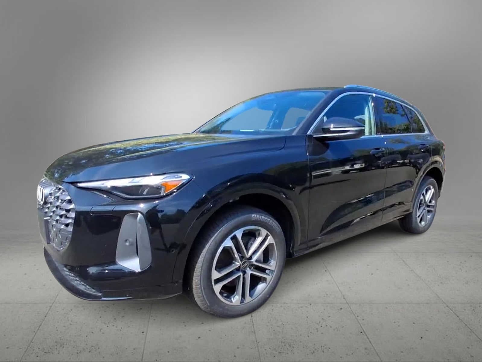 Thumbnail: 2025 Audi Q5 - 4