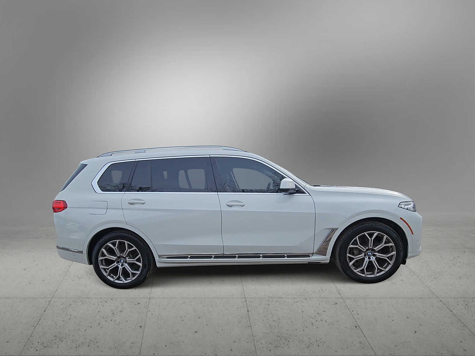 Thumbnail: 2019 BMW X7 - 9