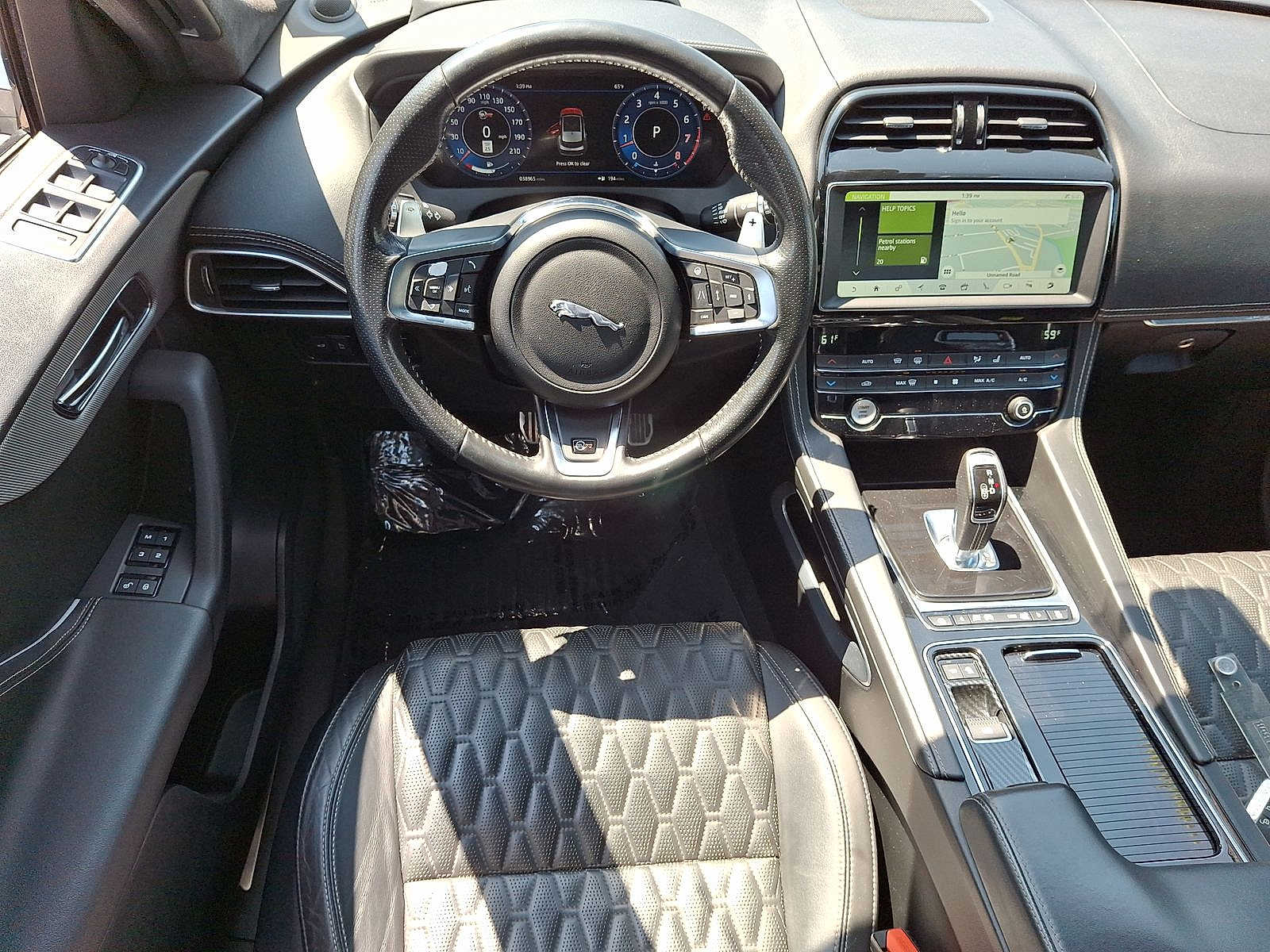 Thumbnail: 2020 Jaguar F-Pace - 21