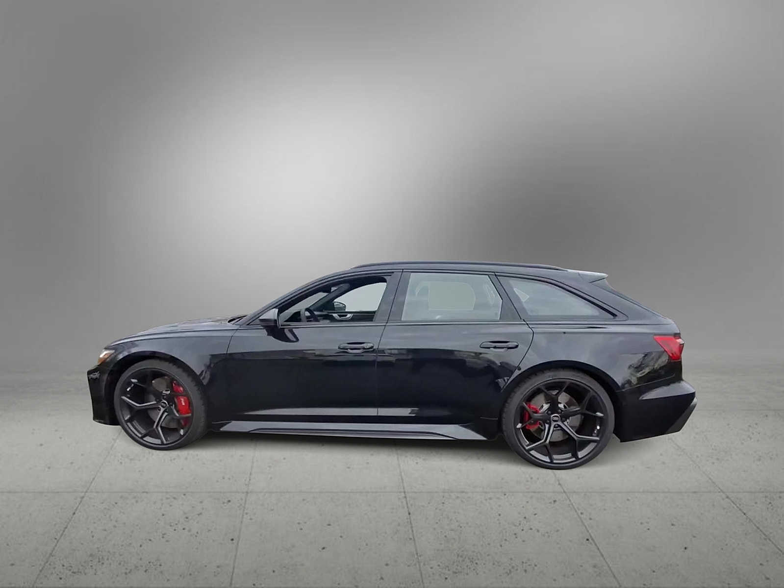 Thumbnail: 2026 Audi RS 6 - 5