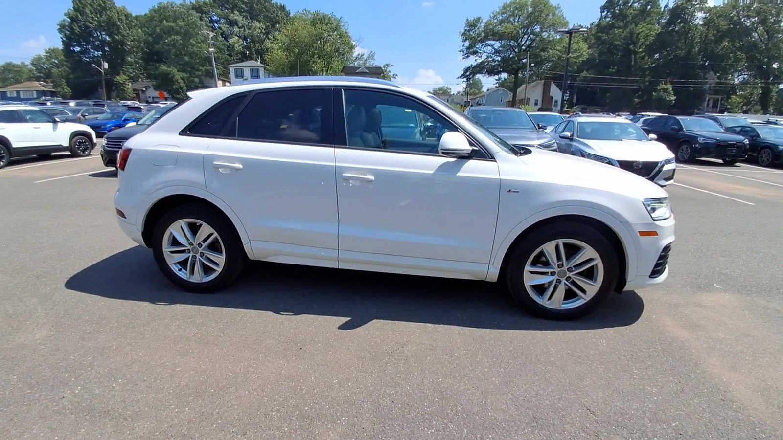 Thumbnail: 2018 Audi Q3 - 9