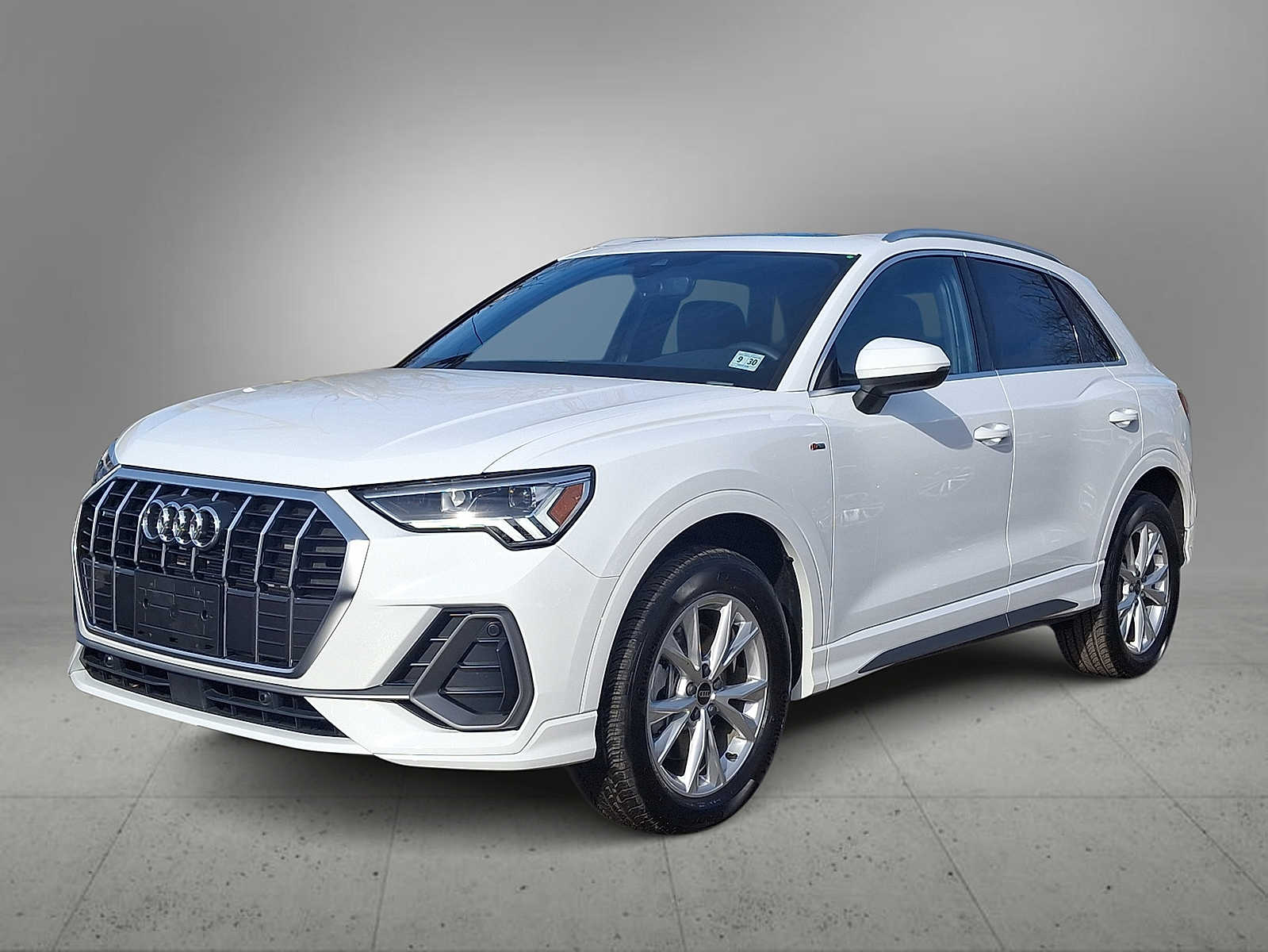 Thumbnail: 2025 Audi Q3 - 1