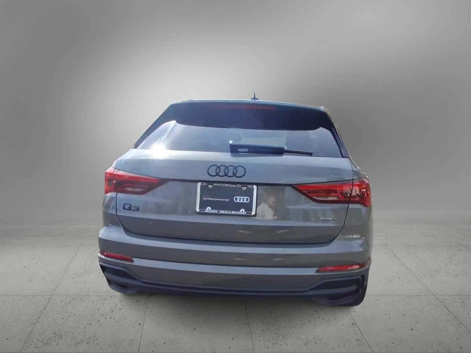 Thumbnail: 2025 Audi Q3 - 7