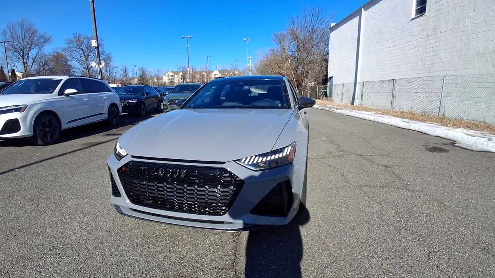 Thumbnail: 2025 Audi RS 6 - 3