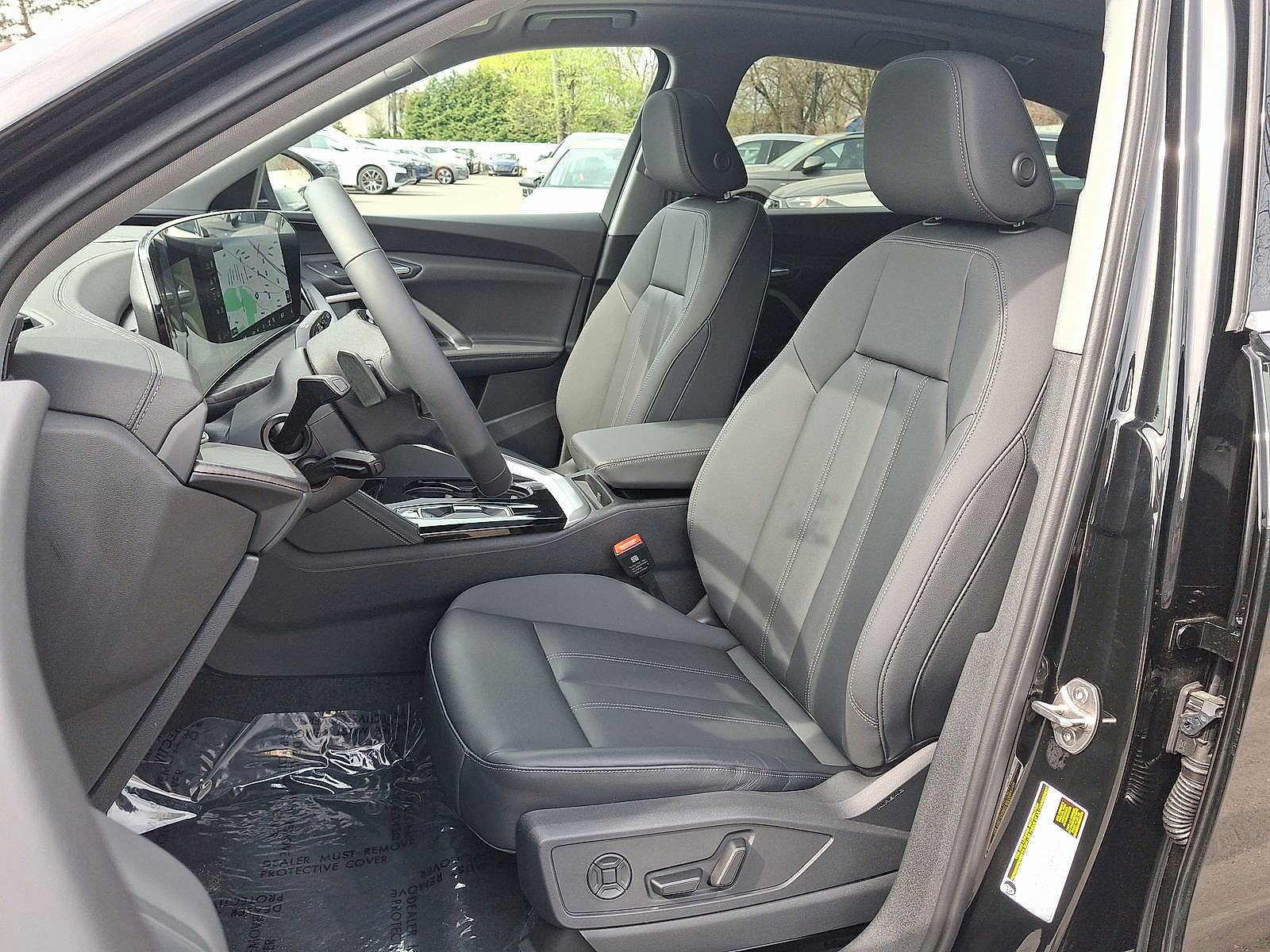 Thumbnail: 2025 Audi Q5 - 11