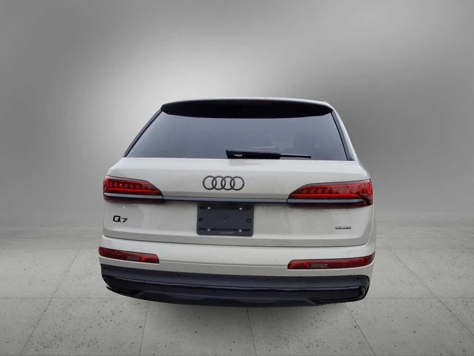 Thumbnail: 2023 Audi Q7 - 7