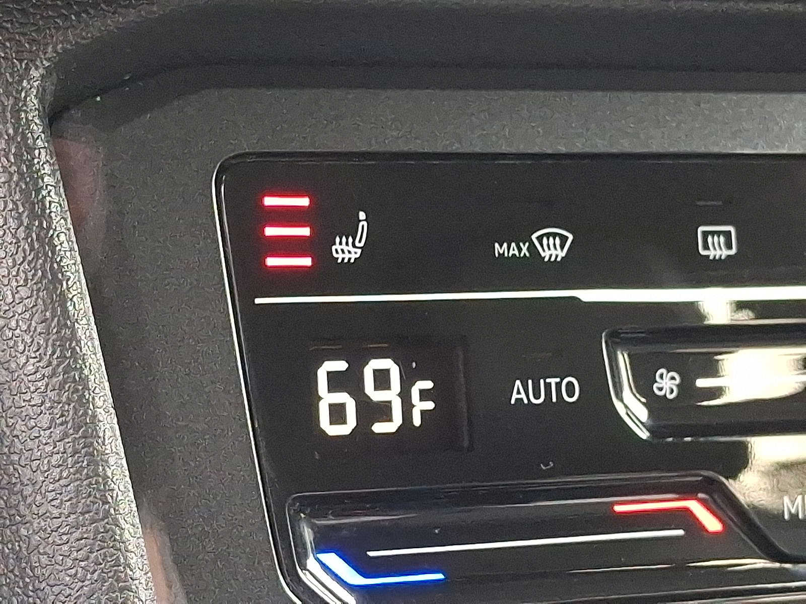 Thumbnail: 2024 Volkswagen Tiguan - 19