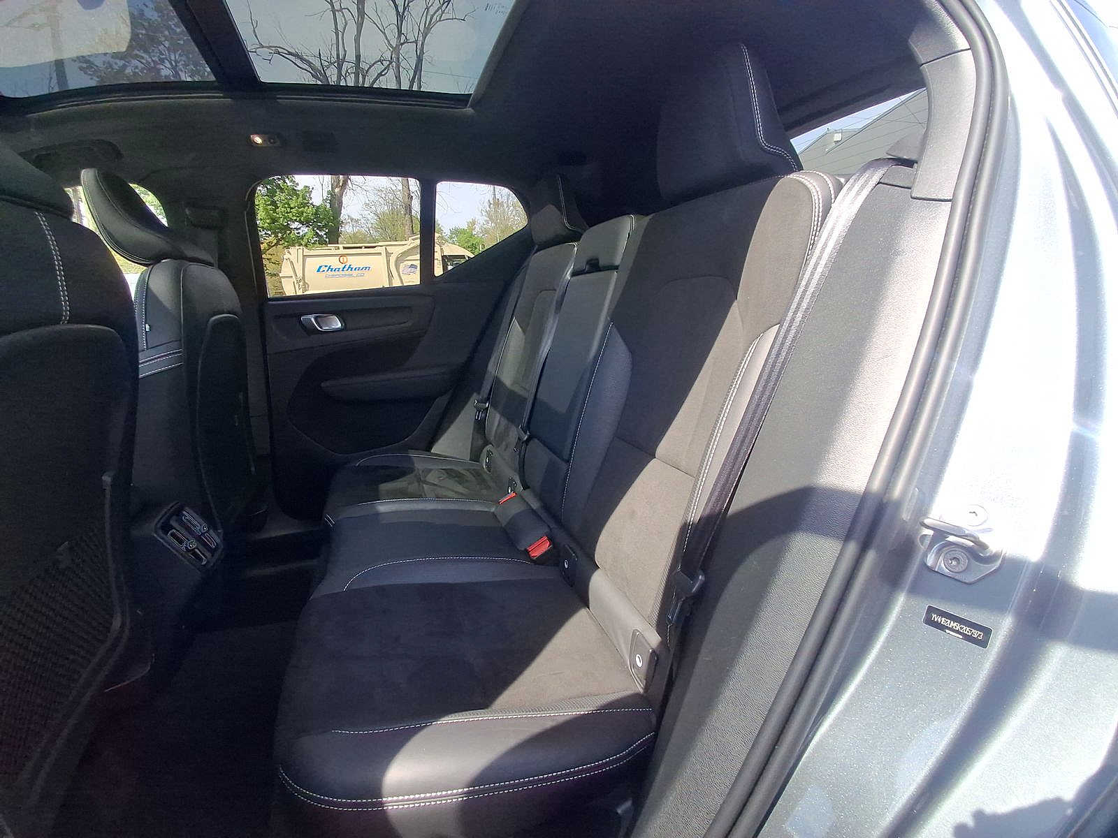 Thumbnail: 2019 Volvo XC40 - 20