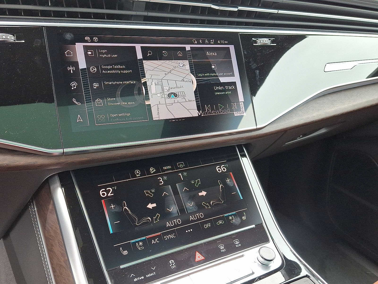 Thumbnail: 2025 Audi Q8 - 15