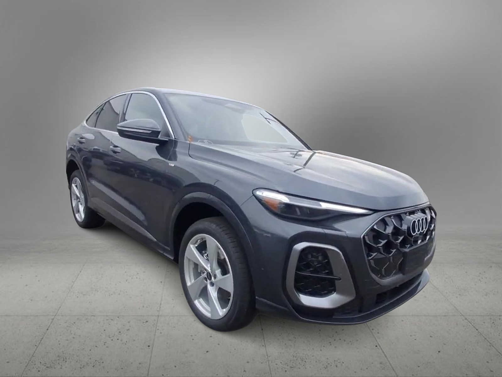 Thumbnail: 2025 Audi Q5 - 2