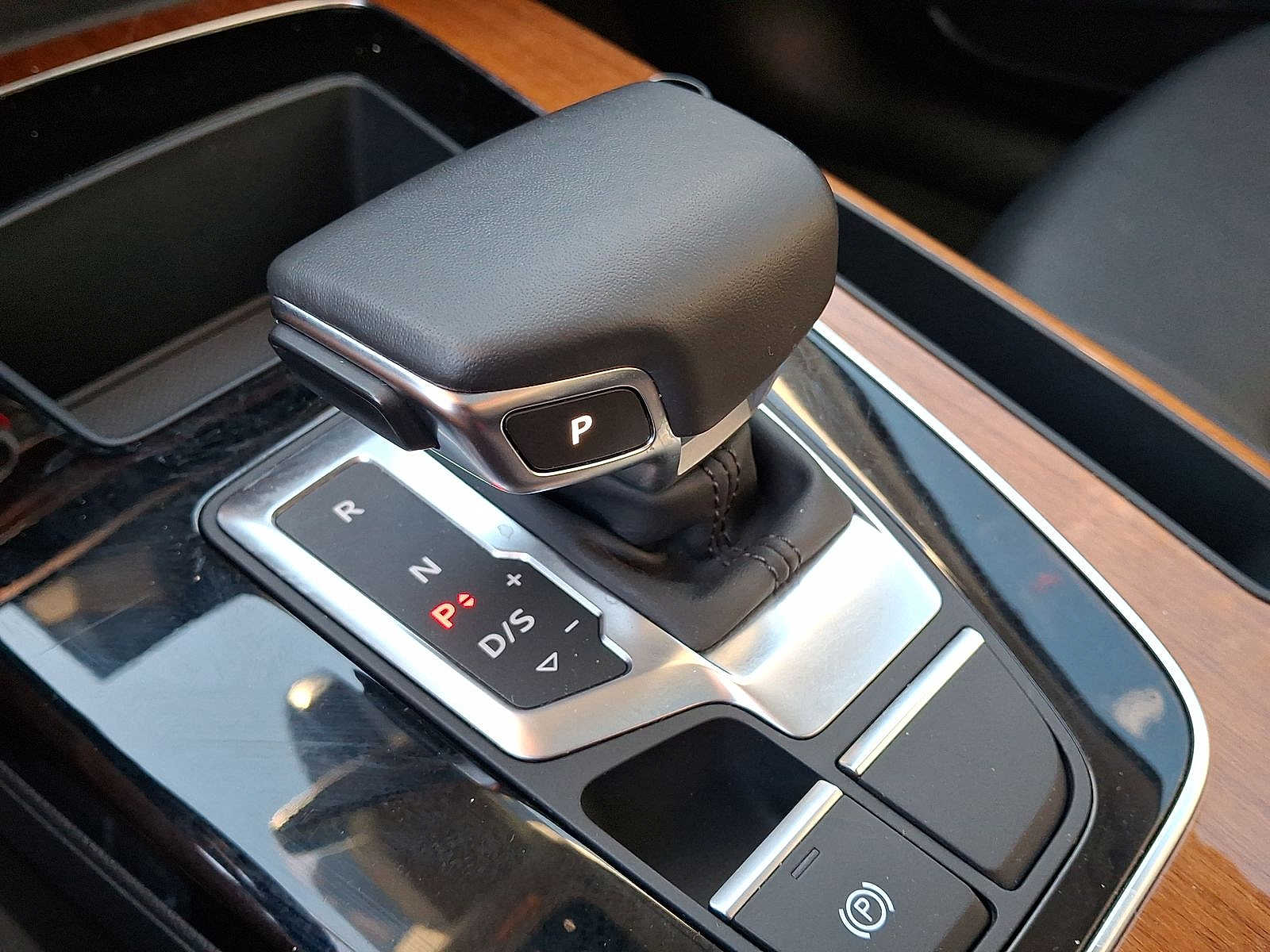 Thumbnail: 2023 Audi Q5 - 12