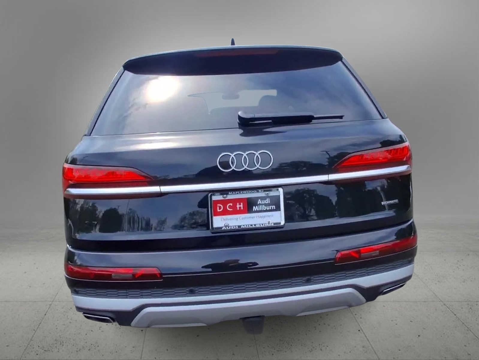 Thumbnail: 2026 Audi Q7 - 7