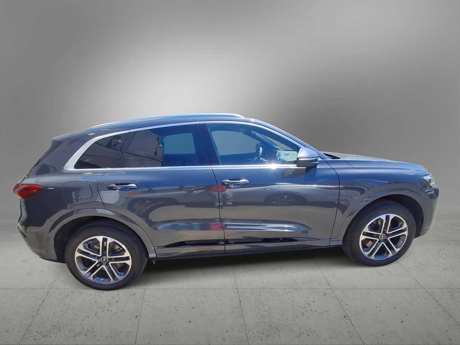 Thumbnail: 2025 Audi Q5 - 9