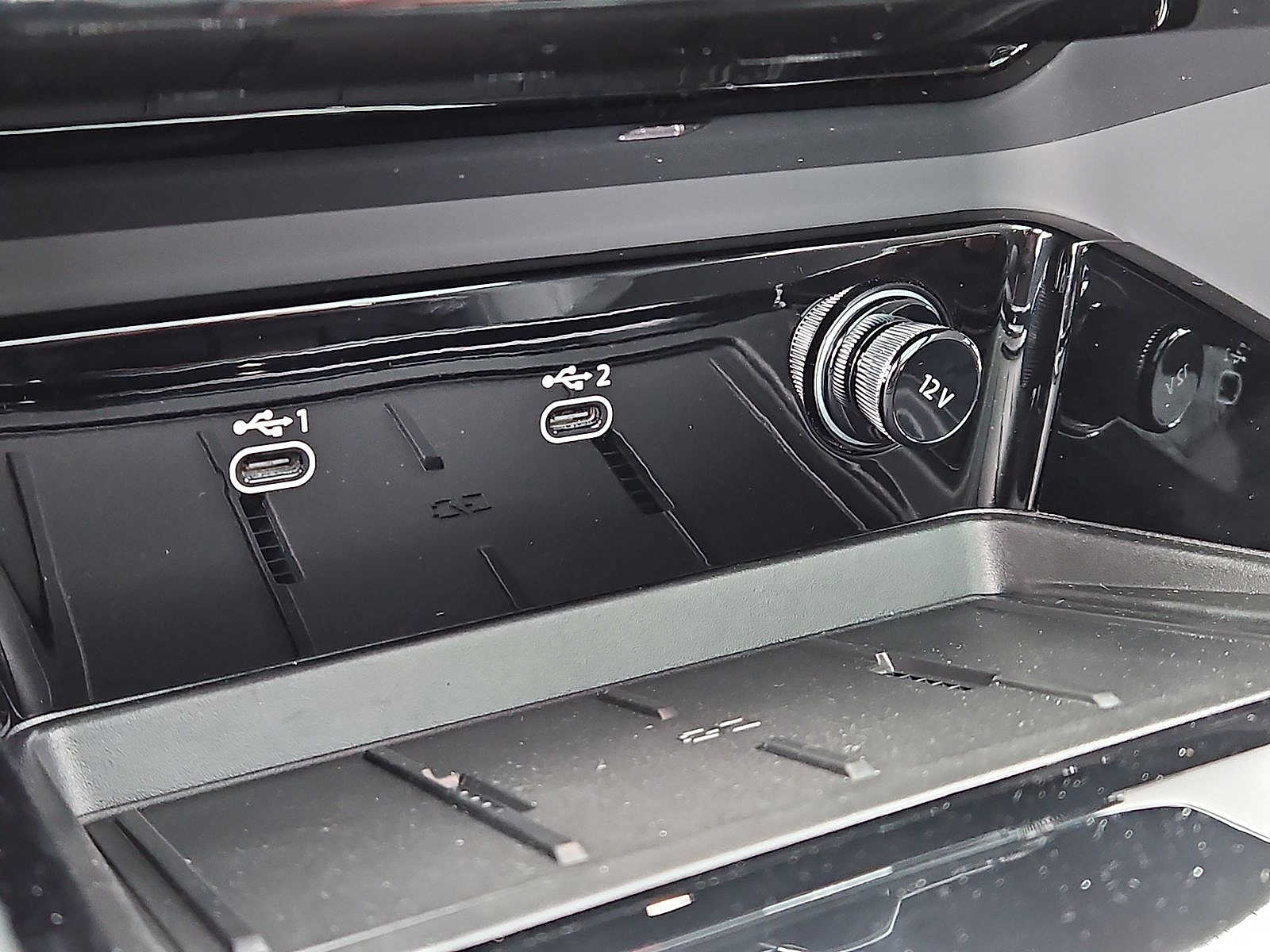 Thumbnail: 2025 Audi Q5 - 19