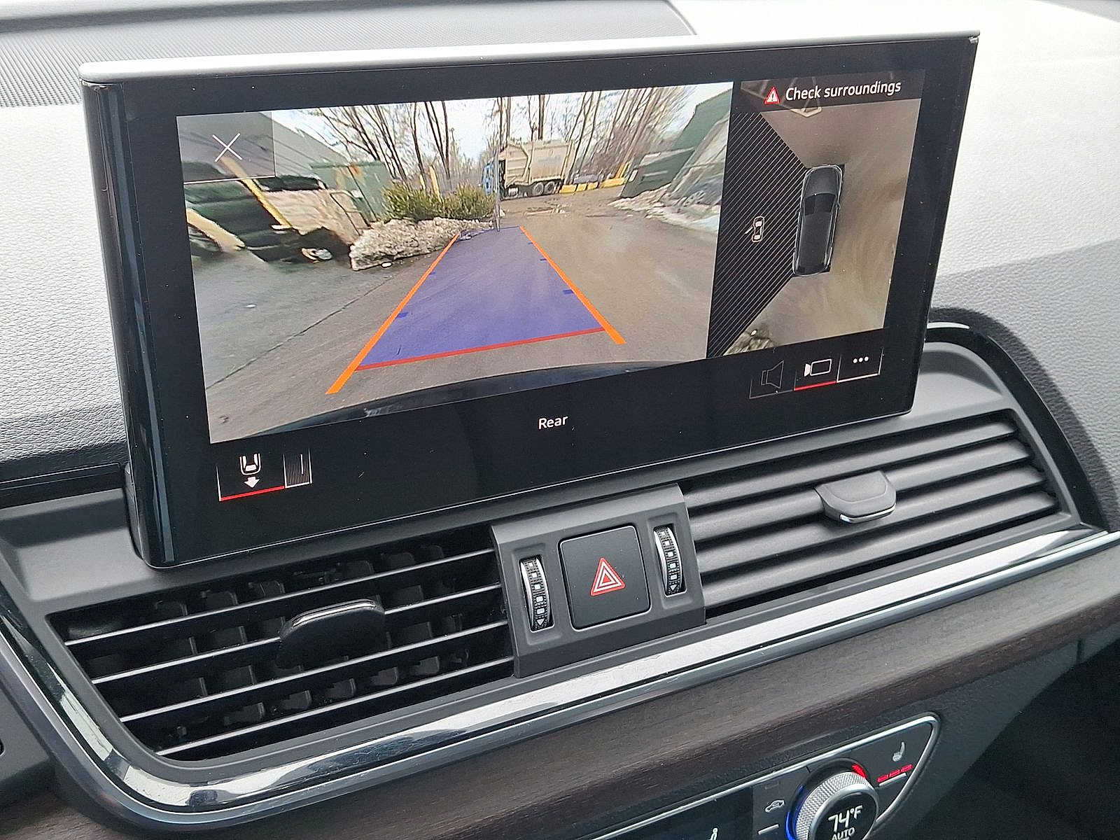 Thumbnail: 2023 Audi Q5 - 15