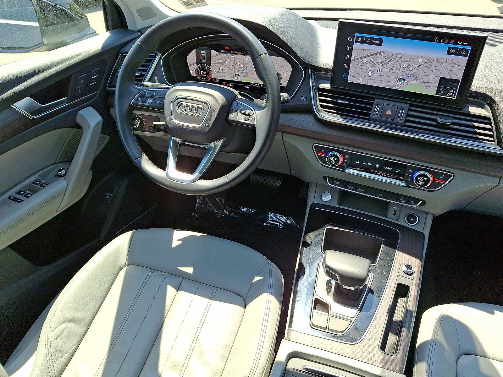 Thumbnail: 2021 Audi Q5 - 15