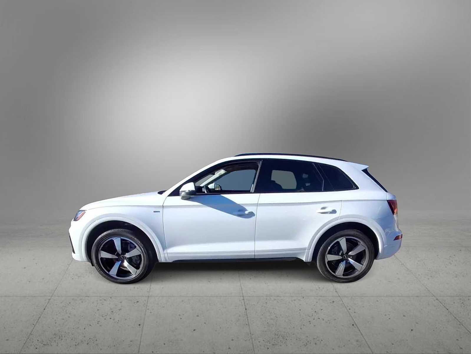 Thumbnail: 2022 Audi Q5 - 5