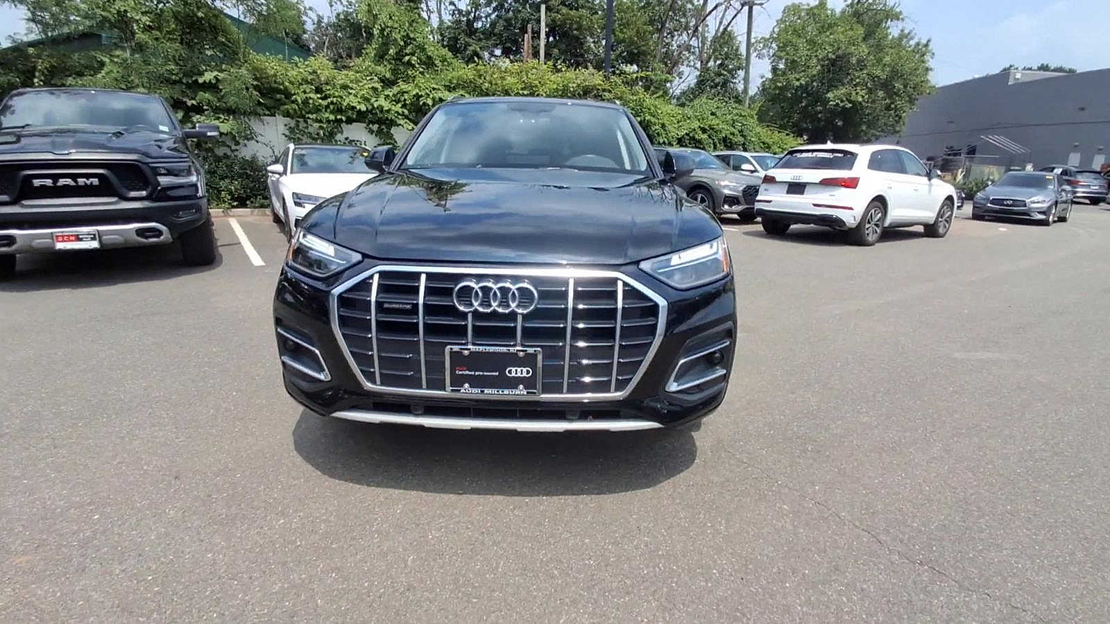 Thumbnail: 2022 Audi Q5 - 3