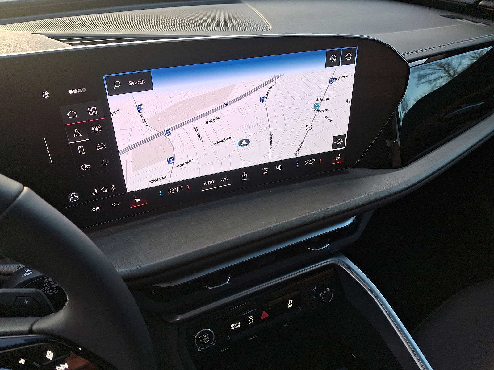 Thumbnail: 2025 Audi Q5 - 14