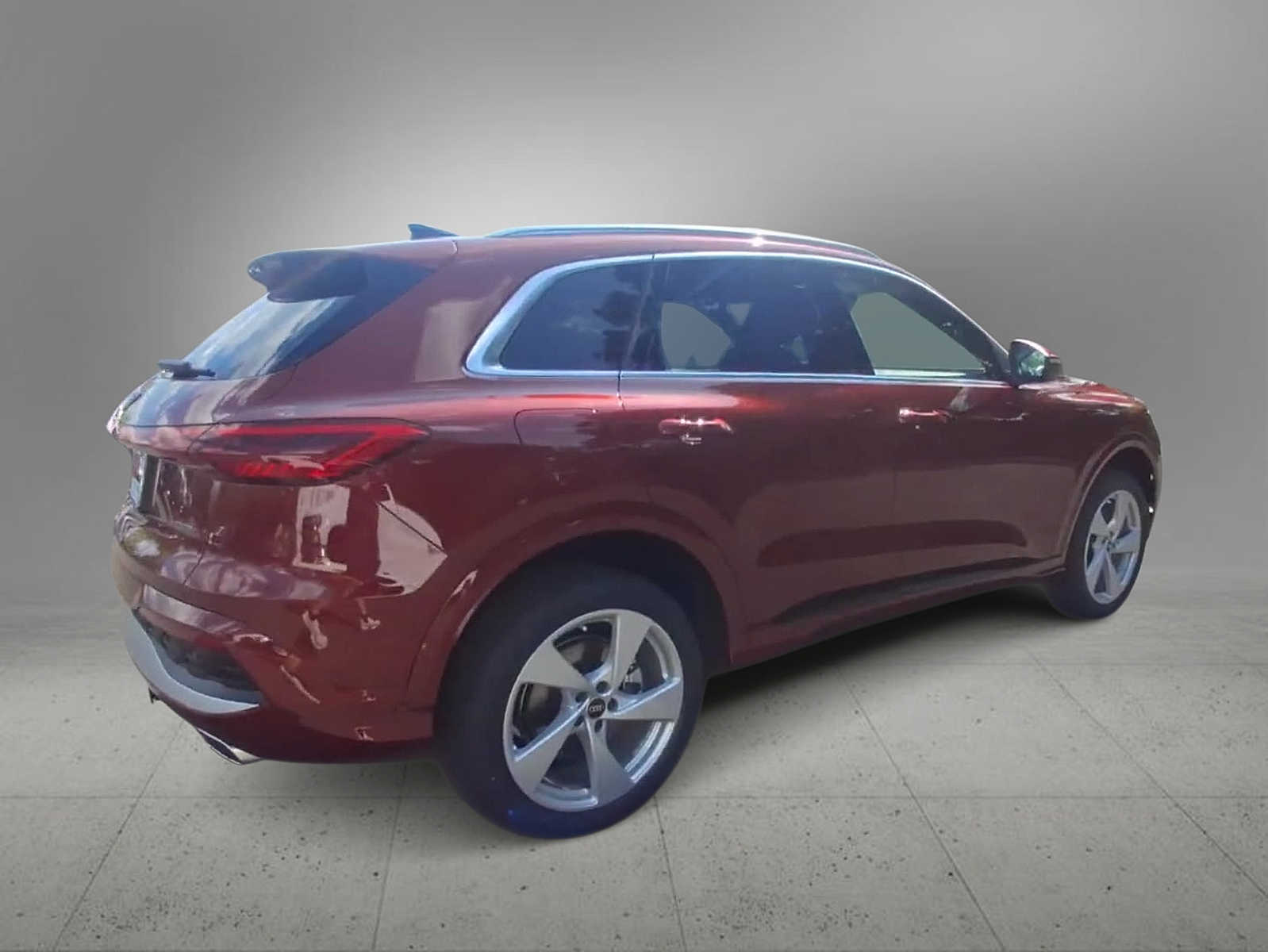 Thumbnail: 2025 Audi Q5 - 8