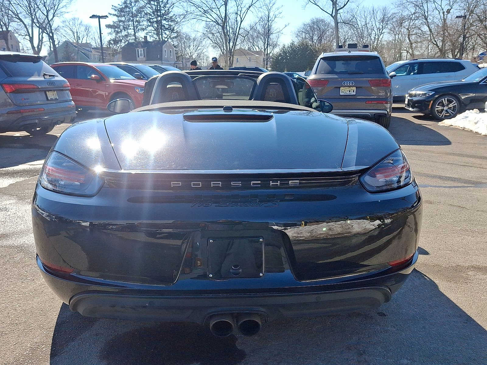 Thumbnail: 2021 Porsche 718 Boxster - 23