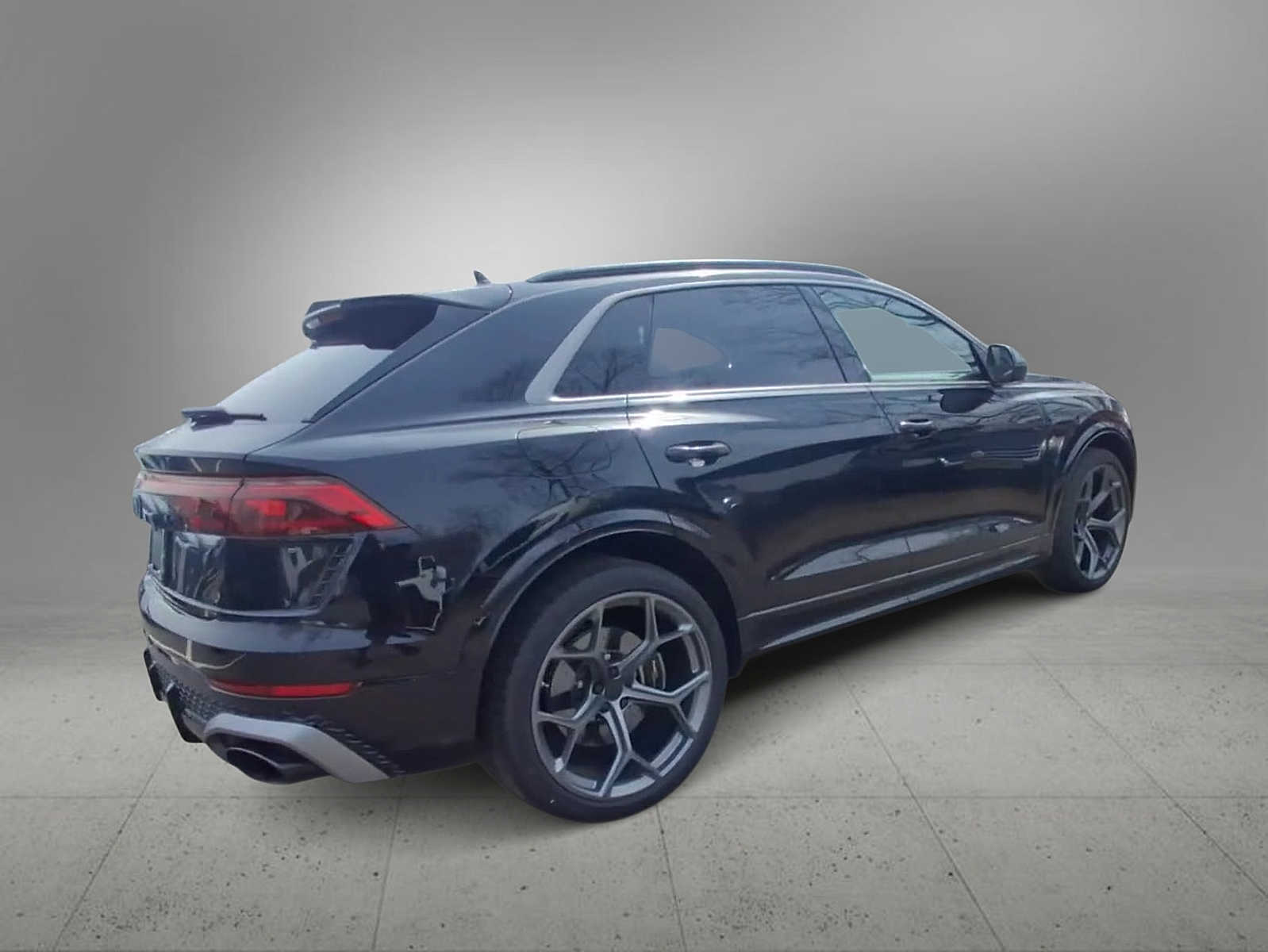 Thumbnail: 2026 Audi RS Q8 - 8