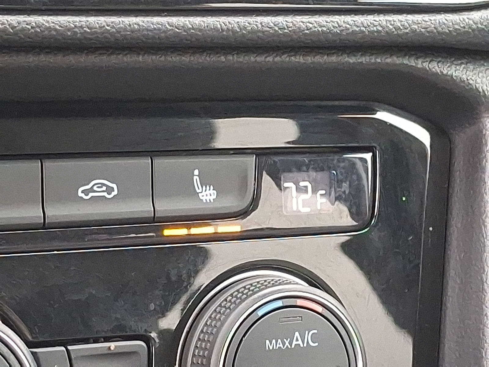 Thumbnail: 2024 Volkswagen Taos - 19