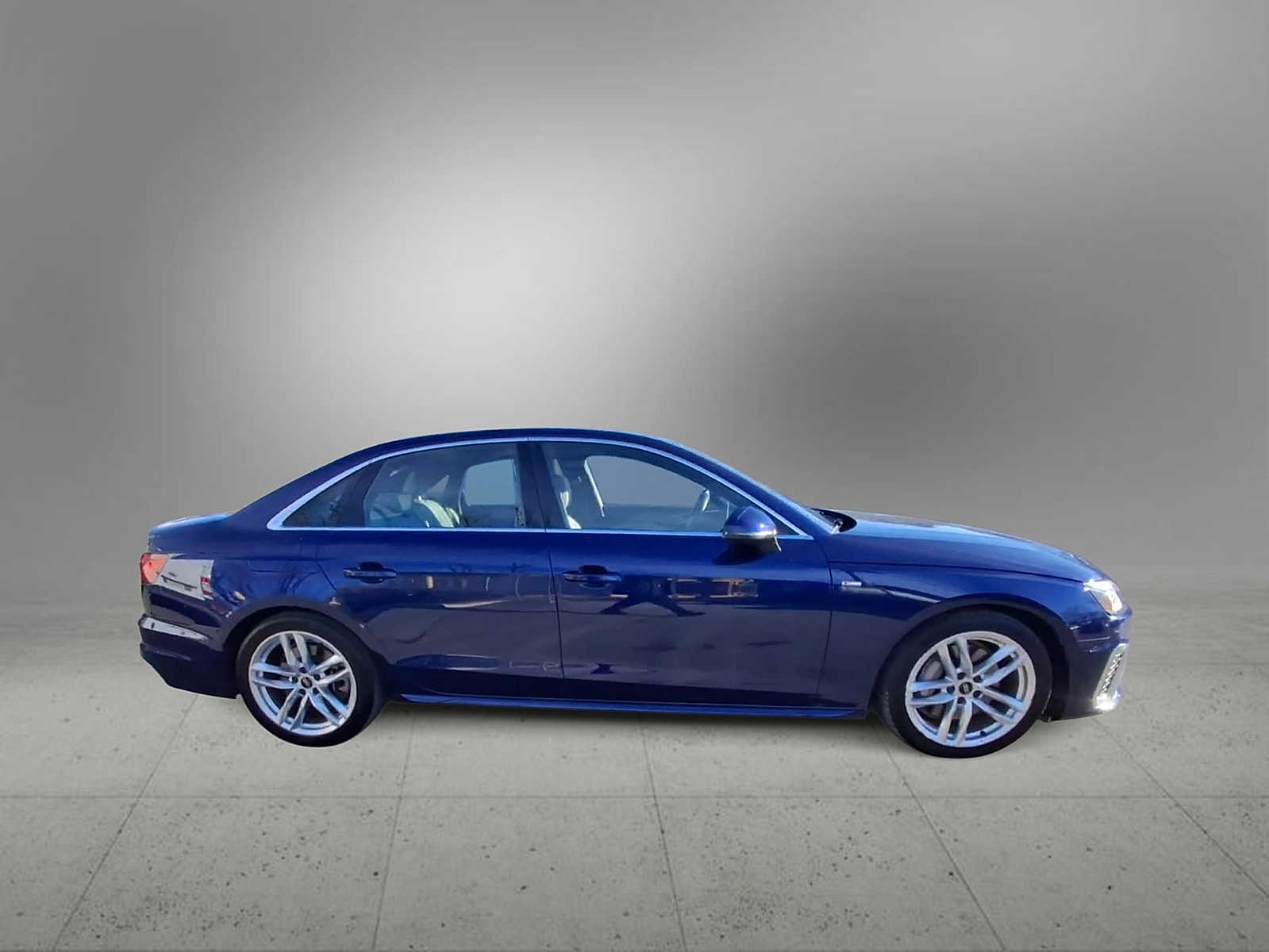 Thumbnail: 2023 Audi A4 - 9